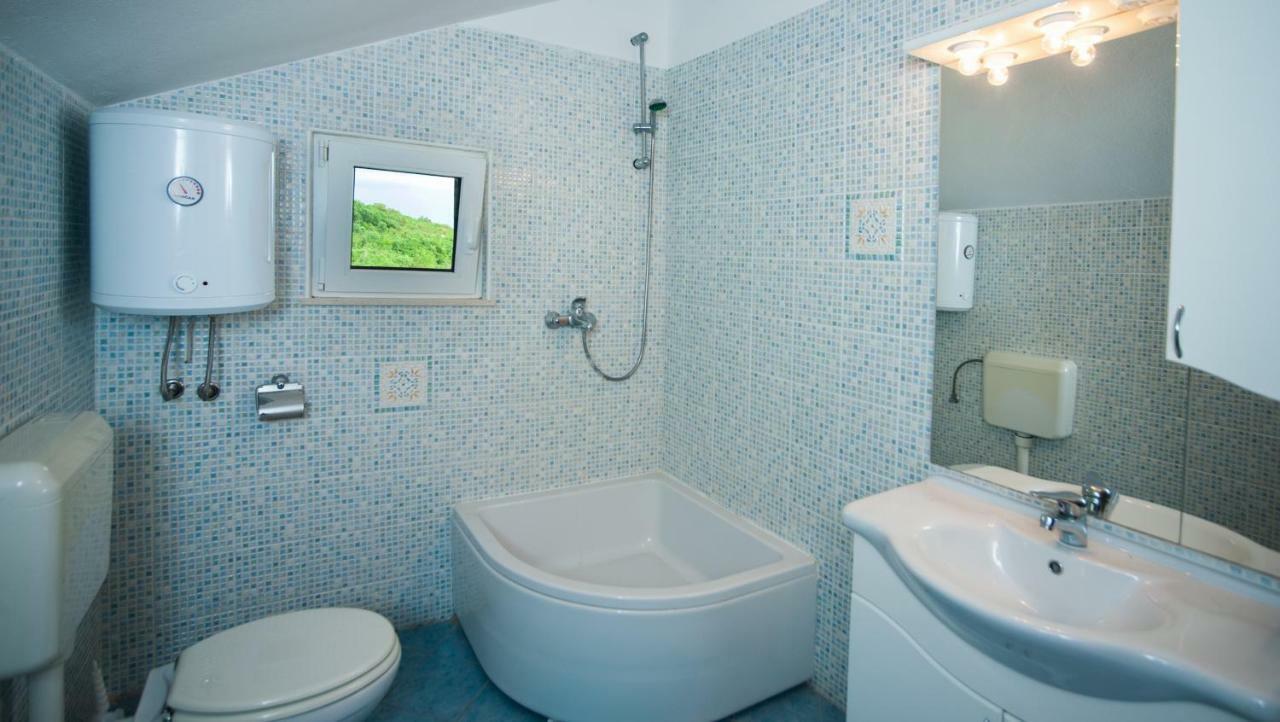 Holiday Home Koprivno Kültér fotó