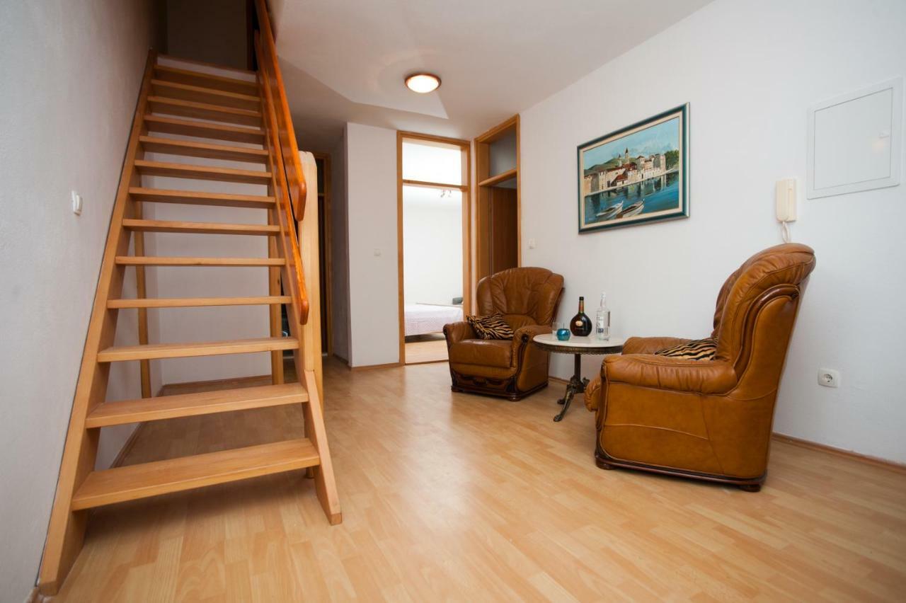 Holiday Home Koprivno Kültér fotó