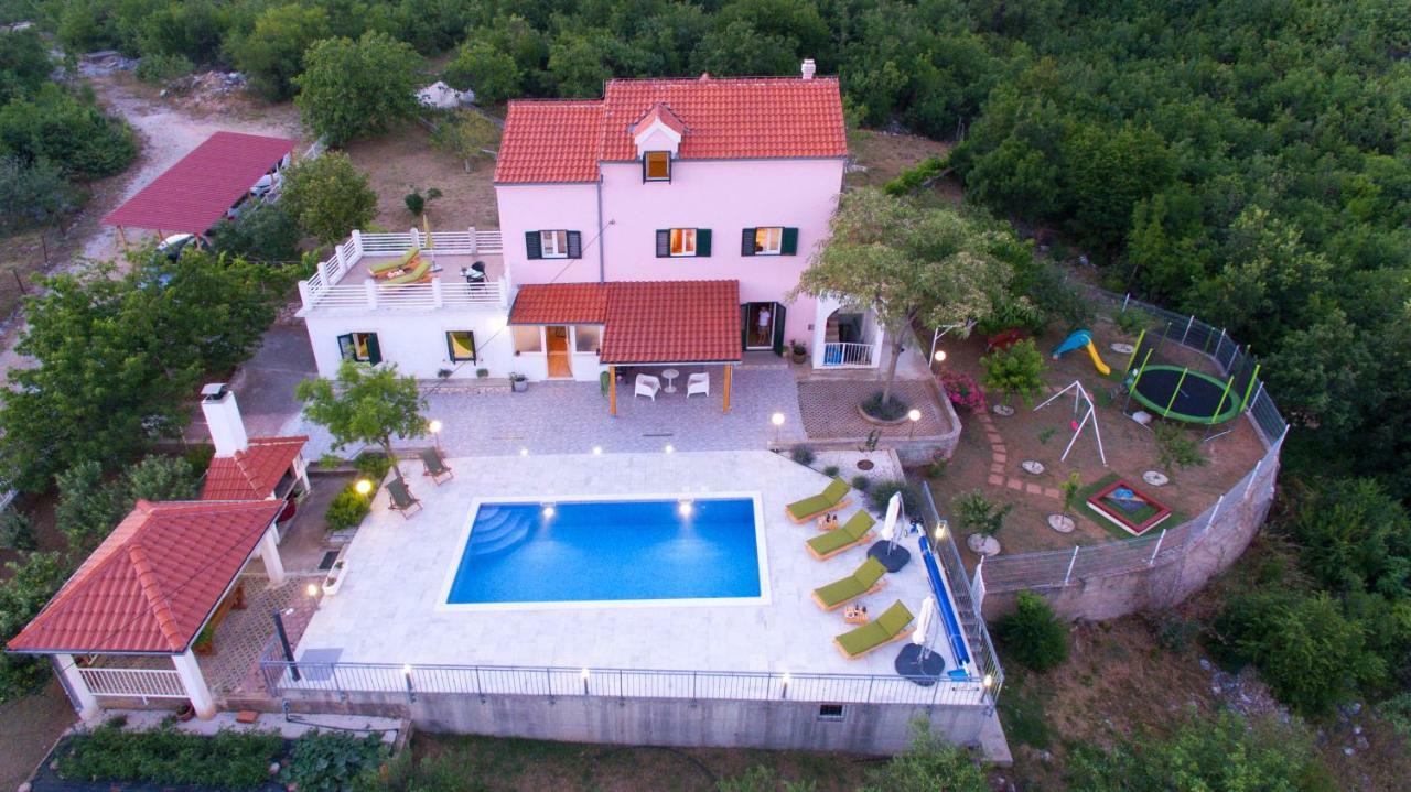 Holiday Home Koprivno Kültér fotó