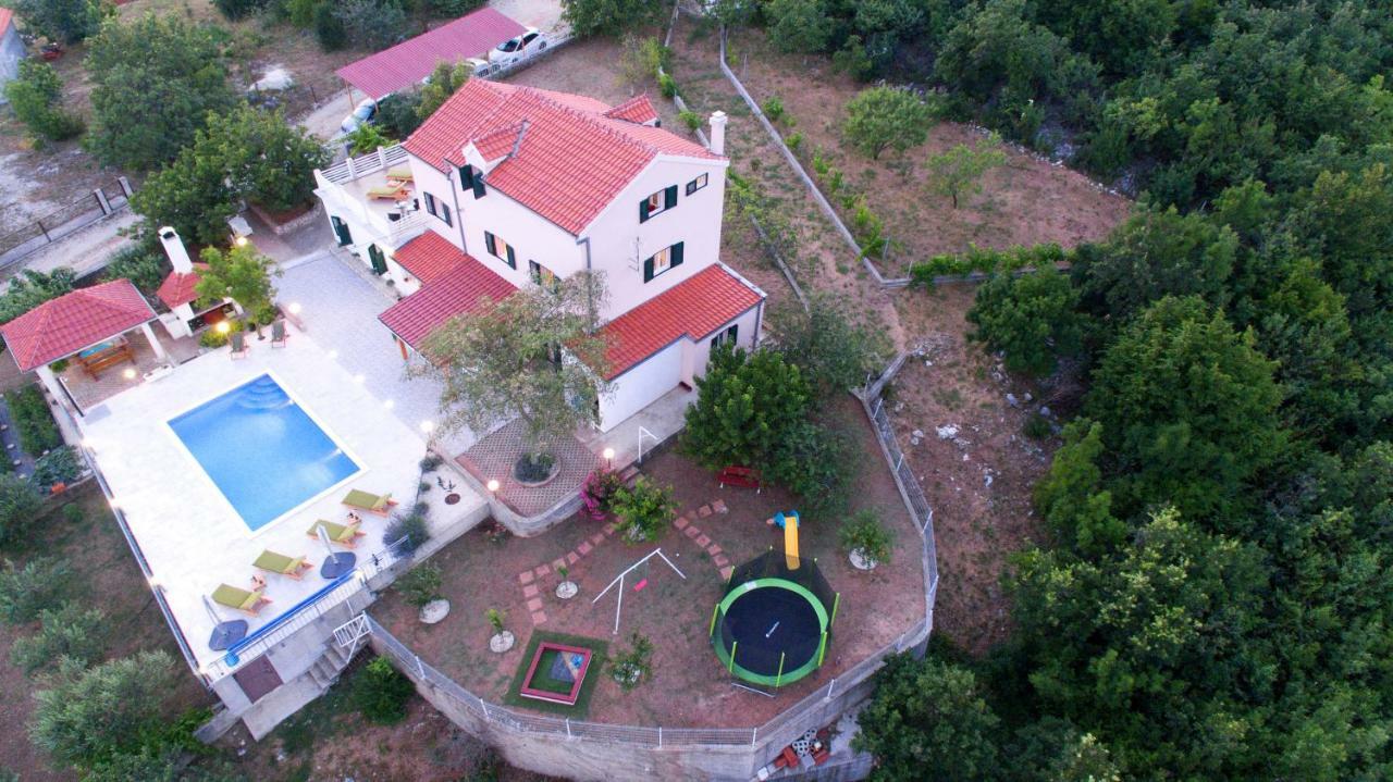 Holiday Home Koprivno Kültér fotó