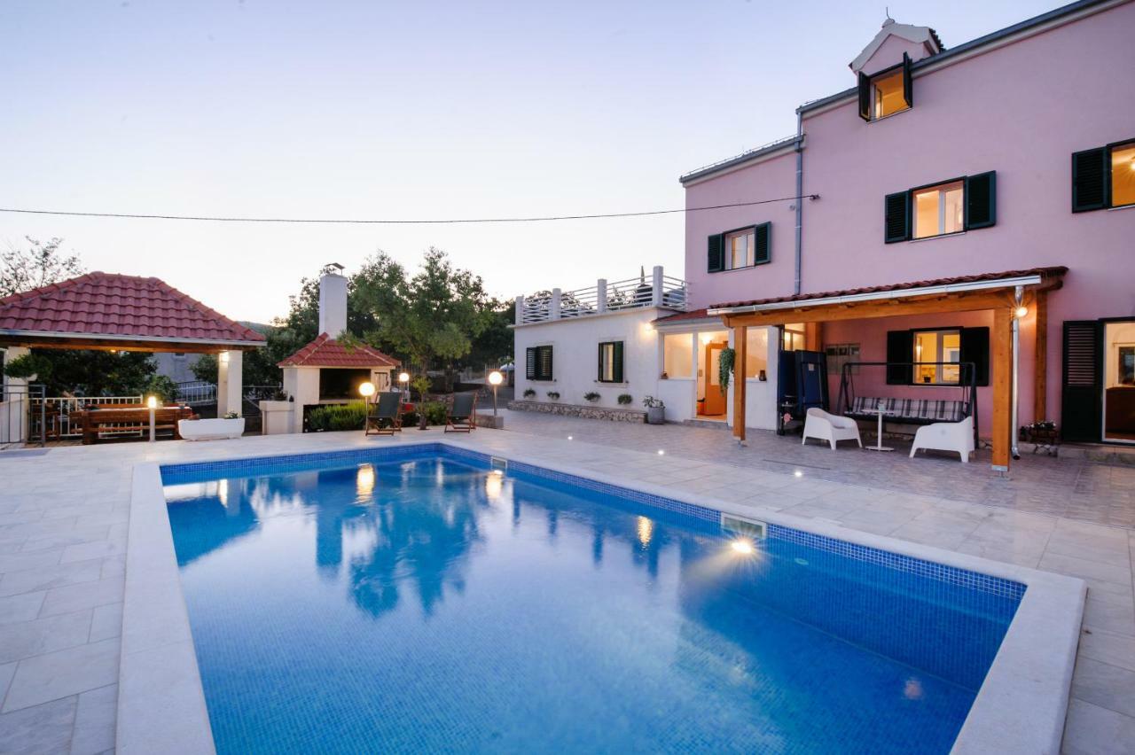 Holiday Home Koprivno Kültér fotó