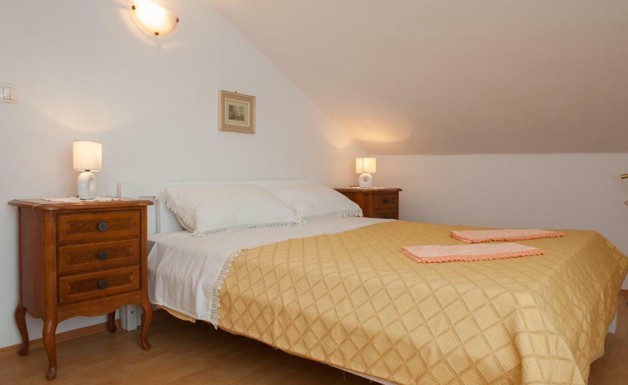 Holiday Home Koprivno Kültér fotó
