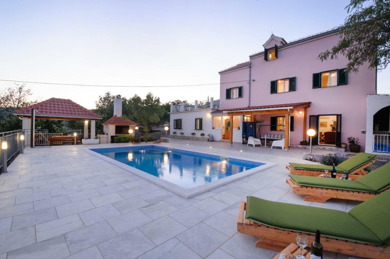 Holiday Home Koprivno Kültér fotó